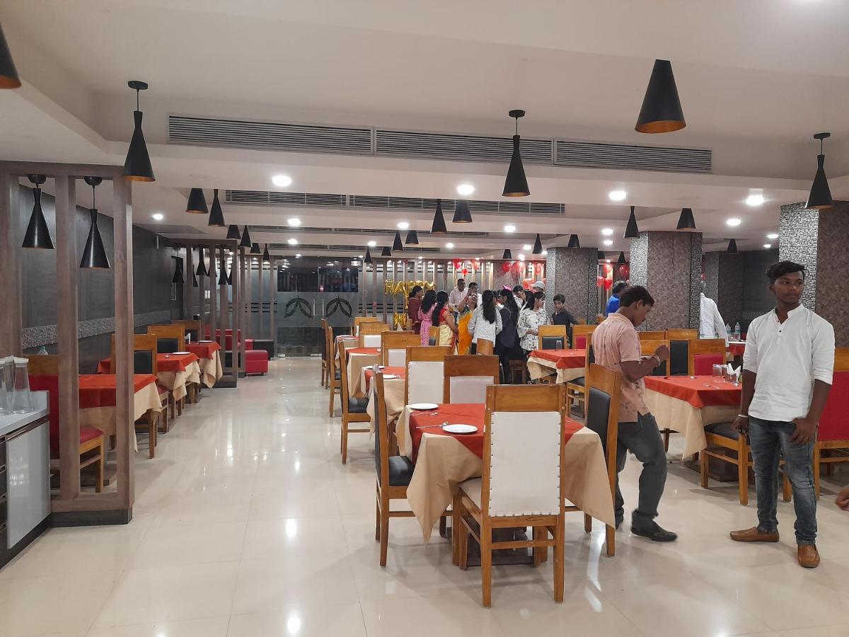 Variety Inn Patna  Bagian luar foto