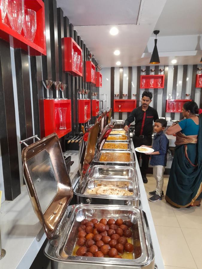 Variety Inn Patna  Bagian luar foto