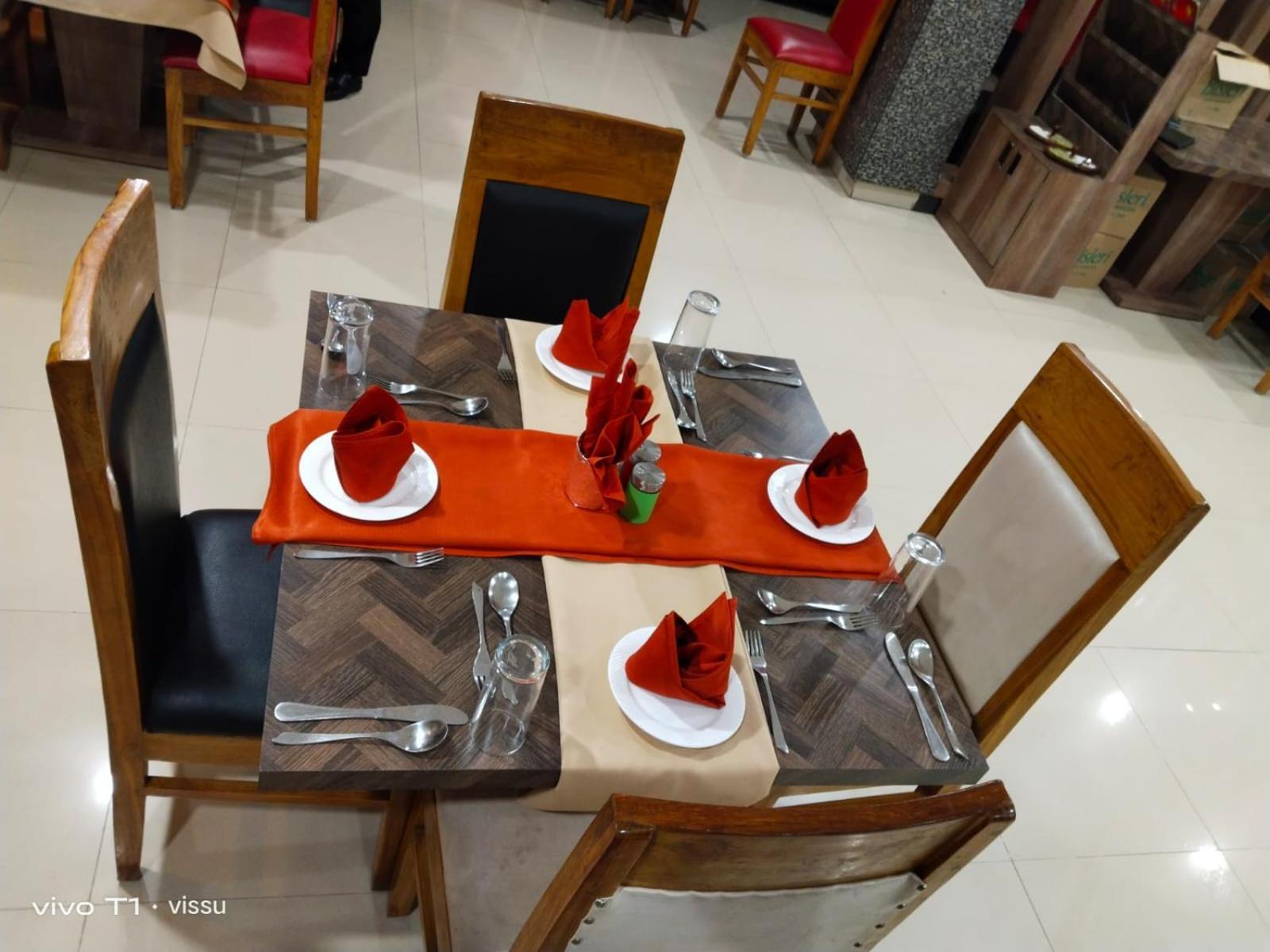 Variety Inn Patna  Bagian luar foto